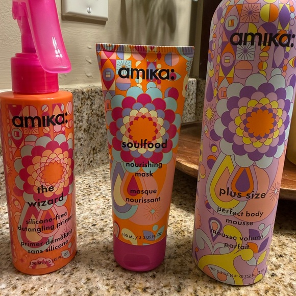 Amika Bundle - Picture 2 of 2